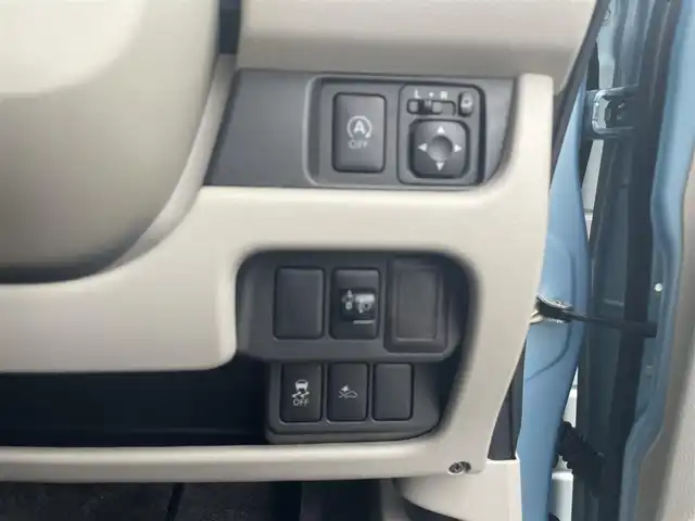 日産 デイズ X 宮城県 2015(平27)年 1.7万km アイスブルー CDオーディオ/360度、バックカメラ付バックミラー/社外スタッドレス(155/65R14)/電動格納ミラー/オートライト/プッシュスタートボタン/スペアキー×１/プリクラッシュセーフティ/純正マット　