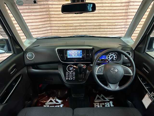 日産 デイズ ルークス ハイウェイスター Xターボ 道央・札幌 2018(平30)年 8.3万km ホワイトパール 【2509031374】/4WD/衝突軽減ブレーキ　/ＳＤナビ　/フルセグＴＶ　/アラウンドビューカメラ　/前席シートヒーター　/ドライブレコーダー　/コーナーセンサー　/片側電動スライドドア　/純正１４インチアルミホイール　/リア席サンシェード/LEDヘッドライト/フォグライト/ETC