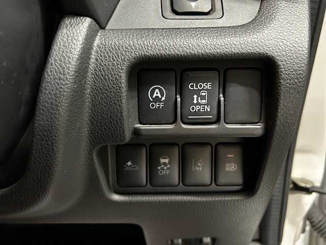 日産 デイズ ルークス ハイウェイスター Xターボ 道央・札幌 2018(平30)年 8.3万km ホワイトパール 【2509031374】/4WD/衝突軽減ブレーキ　/ＳＤナビ　/フルセグＴＶ　/アラウンドビューカメラ　/前席シートヒーター　/ドライブレコーダー　/コーナーセンサー　/片側電動スライドドア　/純正１４インチアルミホイール　/リア席サンシェード/LEDヘッドライト/フォグライト/ETC