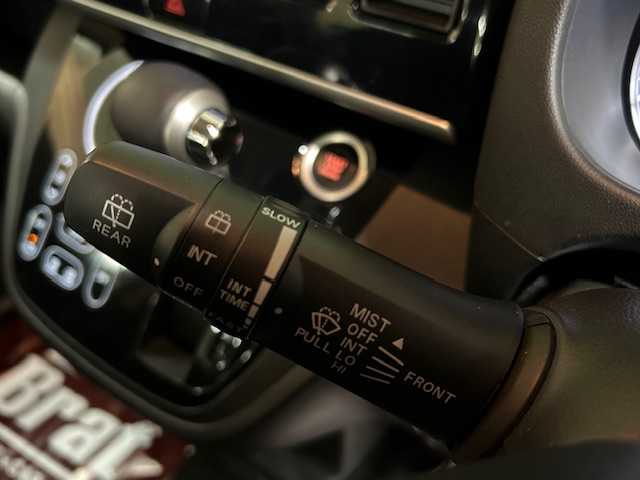 日産 デイズ ルークス ハイウェイスター Xターボ 道央・札幌 2018(平30)年 8.3万km ホワイトパール 【2509031374】/4WD/衝突軽減ブレーキ　/ＳＤナビ　/フルセグＴＶ　/アラウンドビューカメラ　/前席シートヒーター　/ドライブレコーダー　/コーナーセンサー　/片側電動スライドドア　/純正１４インチアルミホイール　/リア席サンシェード/LEDヘッドライト/フォグライト/ETC