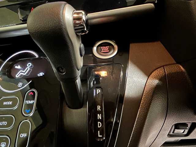 日産 デイズ ルークス ハイウェイスター Xターボ 道央・札幌 2018(平30)年 8.3万km ホワイトパール 【2509031374】/4WD/衝突軽減ブレーキ　/ＳＤナビ　/フルセグＴＶ　/アラウンドビューカメラ　/前席シートヒーター　/ドライブレコーダー　/コーナーセンサー　/片側電動スライドドア　/純正１４インチアルミホイール　/リア席サンシェード/LEDヘッドライト/フォグライト/ETC