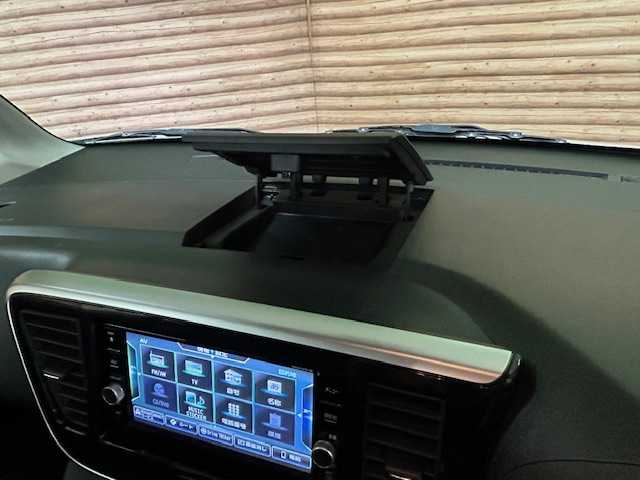 日産 デイズ ルークス ハイウェイスター Xターボ 道央・札幌 2018(平30)年 8.3万km ホワイトパール 【2509031374】/4WD/衝突軽減ブレーキ　/ＳＤナビ　/フルセグＴＶ　/アラウンドビューカメラ　/前席シートヒーター　/ドライブレコーダー　/コーナーセンサー　/片側電動スライドドア　/純正１４インチアルミホイール　/リア席サンシェード/LEDヘッドライト/フォグライト/ETC