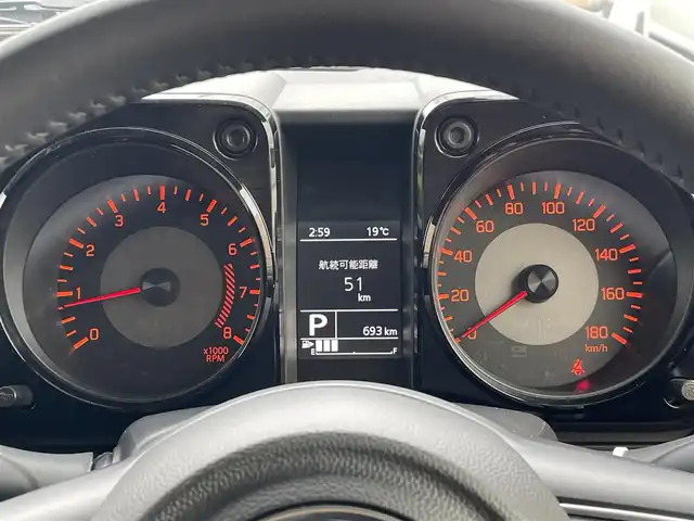 スズキ ジムニー ノマド FC 東京都 2025(令7)年 0.1万km 黒 セーフティサポート　/（予防安全技術）/・デュアルカメラブレーキサポート　/・誤発進抑制機能　/・後退時ブレーキサポート　/・車線逸脱警報機能　/・ハイビームアシスト　/・標識認識機能　/・ふらつき警報機能　/・先行車発進お知らせ/LEDオートヘッドライト/・ヘッドランプウォッシャー/撥水加工ファブリックシート/アイドリングストップ/プッシュエンジンスタート/スペアキーX１/保証書＆取説/Wエアバック＆ABS
