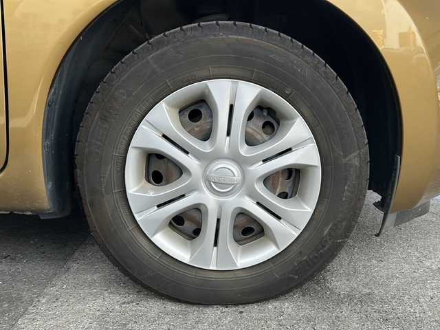 日産 ノート メダリスト X 京都府 2015(平27)年 6.6万km ビートニックゴールド 純正7インチナビ/フルセグTV/Bluetooth Audio/衝突軽減装置/レーンキープアシスト/禁煙車/ハーフレザーシート/ウインカーミラー/アイドリングストップ/ETC/オートライト/純正フロアマット/純正ホイールカバー/リアワイパー/取扱説明書/スマートキースペア