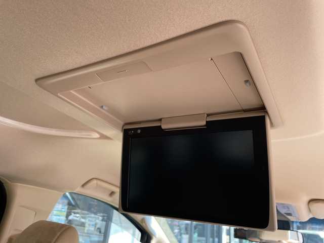 トヨタ アルファード X 愛知県 2020(令2)年 4.9万km ホワイトパールクリスタルシャイン 純正9型ディズプレイオーディオナビ/フリップダウンモニター/両側パワースライドドア/レーダークルーズコントロール/バックカメラ/コーナーセンサー/純正アルミホイール/リアオートエアコン/ドライブレコーダー/ＥＴＣ/オートマチックハイビーム/衝突軽減システム/フルセグ/ＣＤ/Bluetooth/ステアリングスイッチ/スマートキー/プッシュスタート