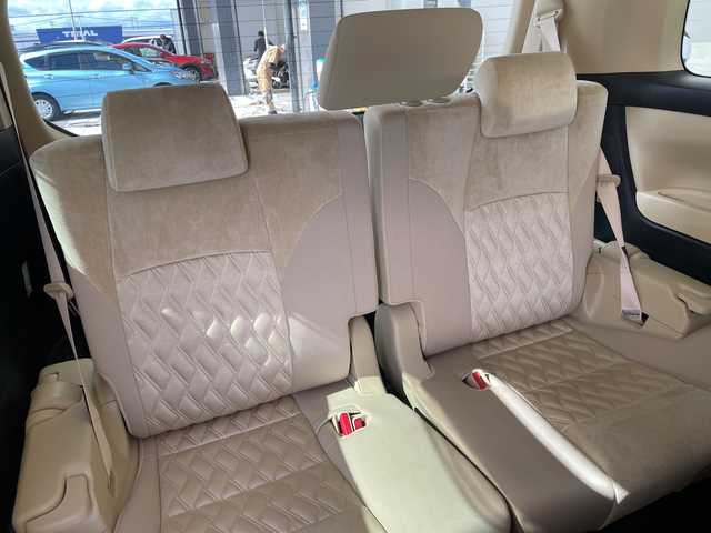 トヨタ アルファード X 愛知県 2020(令2)年 4.9万km ホワイトパールクリスタルシャイン 純正9型ディズプレイオーディオナビ/フリップダウンモニター/両側パワースライドドア/レーダークルーズコントロール/バックカメラ/コーナーセンサー/純正アルミホイール/リアオートエアコン/ドライブレコーダー/ＥＴＣ/オートマチックハイビーム/衝突軽減システム/フルセグ/ＣＤ/Bluetooth/ステアリングスイッチ/スマートキー/プッシュスタート