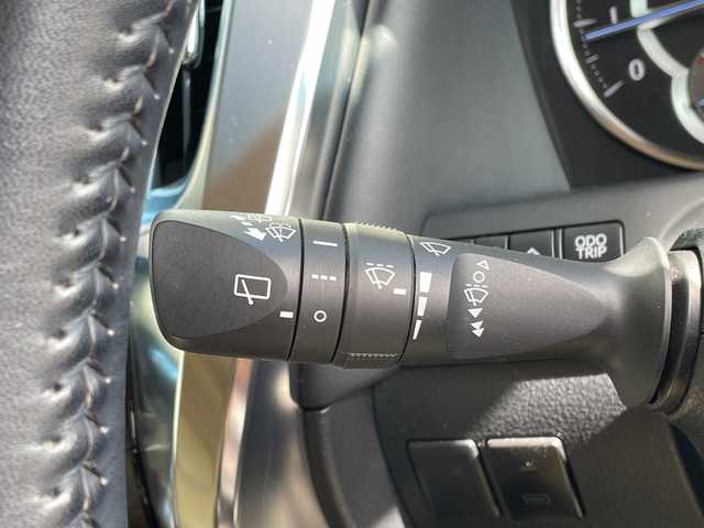 トヨタ アルファード X 愛知県 2020(令2)年 4.9万km ホワイトパールクリスタルシャイン 純正9型ディズプレイオーディオナビ/フリップダウンモニター/両側パワースライドドア/レーダークルーズコントロール/バックカメラ/コーナーセンサー/純正アルミホイール/リアオートエアコン/ドライブレコーダー/ＥＴＣ/オートマチックハイビーム/衝突軽減システム/フルセグ/ＣＤ/Bluetooth/ステアリングスイッチ/スマートキー/プッシュスタート