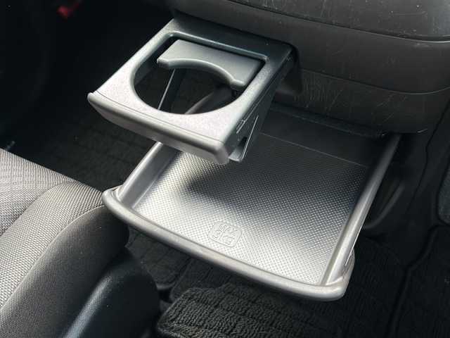 ホンダ フリード ハイブリット G ホンダセンシング 道北・旭川 2021(令3)年 6.4万km スーパープラチナグレーメタリック /４WD//禁煙車//寒冷地仕様//ワンオーナー//純正メモリナビ/CD/DVD/SD/BT/USB/TV/ラジオ//バックカメラ//ビルトインETC//両側パワースライドドア//前席シートヒーター//電動格納ミラー//オートエアコン//ミラーヒーター//フロントデアイサー//ホンダセンシング/衝突軽減ブレーキ/誤発進抑制機能/後方誤発進抑制機能/標識認識機能/先行車お知らせ機能/路外逸脱抑制機能/LKAS/ACC/オートハイビーム//エコモード//ステアリングスイッチ//オートライト//LEDヘッドライト//ミラーウィンカー//ドアバイザー//純正フロアマット//スペアキー