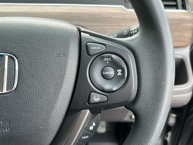 ホンダ フリード ハイブリット G ホンダセンシング 道北・旭川 2021(令3)年 6.4万km スーパープラチナグレーメタリック /４WD//禁煙車//寒冷地仕様//ワンオーナー//純正メモリナビ/CD/DVD/SD/BT/USB/TV/ラジオ//バックカメラ//ビルトインETC//両側パワースライドドア//前席シートヒーター//電動格納ミラー//オートエアコン//ミラーヒーター//フロントデアイサー//ホンダセンシング/衝突軽減ブレーキ/誤発進抑制機能/後方誤発進抑制機能/標識認識機能/先行車お知らせ機能/路外逸脱抑制機能/LKAS/ACC/オートハイビーム//エコモード//ステアリングスイッチ//オートライト//LEDヘッドライト//ミラーウィンカー//ドアバイザー//純正フロアマット//スペアキー