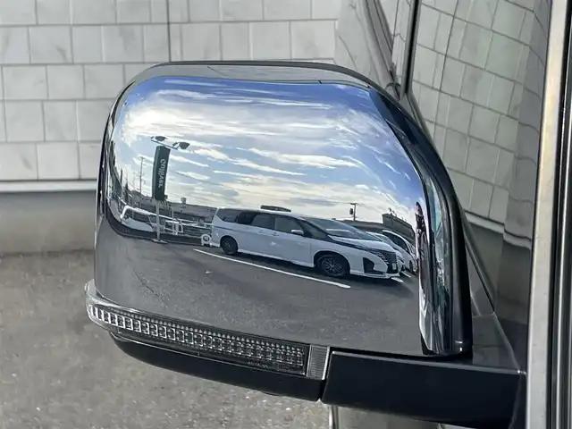 三菱 デリカＤ：５ P 福岡県 2023(令5)年 1.3万km グラファイトグレーメタリック/ブラックマイカ 純正10.1型SDナビ(フルセグTV/CD/DVD/BT)アラウンドビューブラインドスポットオートホールドドラレコ両側パワスラクルコンETC電動リアハンドルヒーターUSB純正LED純正フロアマットプッシュスタートスマートキー