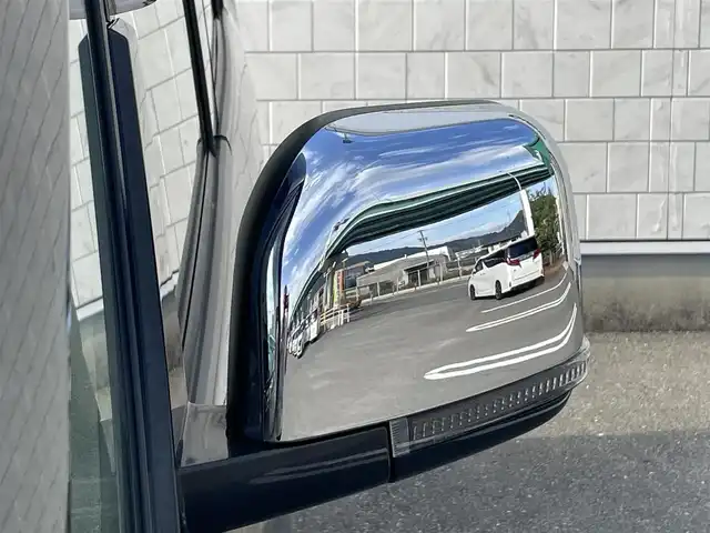 三菱 デリカＤ：５ P 福岡県 2023(令5)年 1.3万km グラファイトグレーメタリック/ブラックマイカ 純正10.1型SDナビ(フルセグTV/CD/DVD/BT)アラウンドビューブラインドスポットオートホールドドラレコ両側パワスラクルコンETC電動リアハンドルヒーターUSB純正LED純正フロアマットプッシュスタートスマートキー