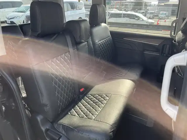 三菱 デリカＤ：５ P 福岡県 2023(令5)年 1.3万km グラファイトグレーメタリック/ブラックマイカ 純正10.1型SDナビ(フルセグTV/CD/DVD/BT)アラウンドビューブラインドスポットオートホールドドラレコ両側パワスラクルコンETC電動リアハンドルヒーターUSB純正LED純正フロアマットプッシュスタートスマートキー