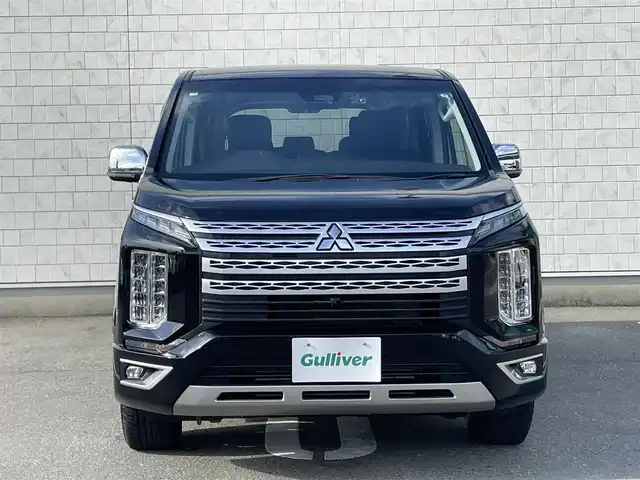 三菱 デリカＤ：５ P 福岡県 2023(令5)年 1.3万km グラファイトグレーメタリック/ブラックマイカ 純正10.1型SDナビ(フルセグTV/CD/DVD/BT)アラウンドビューブラインドスポットオートホールドドラレコ両側パワスラクルコンETC電動リアハンドルヒーターUSB純正LED純正フロアマットプッシュスタートスマートキー