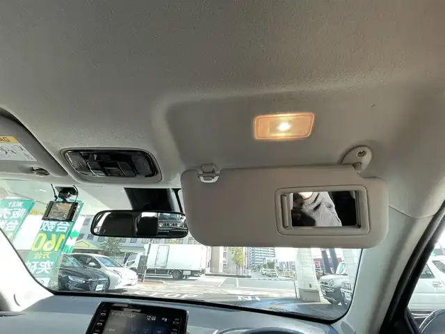 トヨタ ヤリスクロス ハイブリッド Z 岡山県 2022(令4)年 5.7万km ブラックマイカ 登録時走行距離57183km/純正DA/(AM/FM/TV/BT/MiraCast)/ToyotaSeaftySense/・アダプティブクルーズコントロール/・プリクラッシュセーフティ/・レーントレーシングアシスト/・オートマティックハイビーム/全方位カメラ/ドライブレコーダー/ビルトインETC/D+N席パワーシート/D+N席シートヒーター/プッシュパーキングブレーキ/プッシュスタート/スマートキー/スペアキー/純正18インチアルミホイール