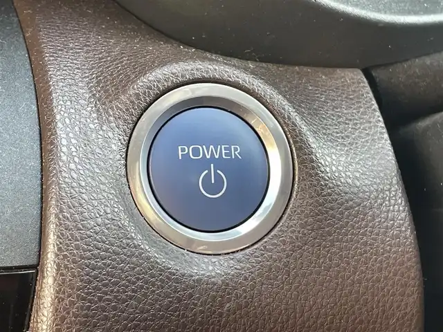 トヨタ ヤリスクロス ハイブリッド Z 岡山県 2022(令4)年 5.7万km ブラックマイカ 登録時走行距離57183km/純正DA/(AM/FM/TV/BT/MiraCast)/ToyotaSeaftySense/・アダプティブクルーズコントロール/・プリクラッシュセーフティ/・レーントレーシングアシスト/・オートマティックハイビーム/全方位カメラ/ドライブレコーダー/ビルトインETC/D+N席パワーシート/D+N席シートヒーター/プッシュパーキングブレーキ/プッシュスタート/スマートキー/スペアキー/純正18インチアルミホイール