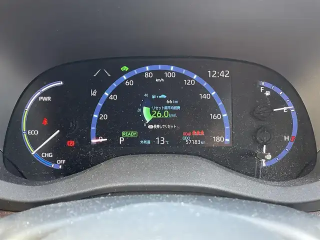 トヨタ ヤリスクロス ハイブリッド Z 岡山県 2022(令4)年 5.7万km ブラックマイカ 登録時走行距離57183km/純正DA/(AM/FM/TV/BT/MiraCast)/ToyotaSeaftySense/・アダプティブクルーズコントロール/・プリクラッシュセーフティ/・レーントレーシングアシスト/・オートマティックハイビーム/全方位カメラ/ドライブレコーダー/ビルトインETC/D+N席パワーシート/D+N席シートヒーター/プッシュパーキングブレーキ/プッシュスタート/スマートキー/スペアキー/純正18インチアルミホイール