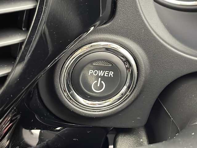 三菱 アウトランダー ＰＨＥＶ G プラスパッケージ 千葉県 2020(令2)年 4.2万km アメジストブラック 衝突軽減ブレーキ/レーンキープアシスト/純正メモリナビ（フルセグ/Bluetooth）/全方位カメラ/ステアリングスイッチ/ETC/レーダークルーズコントロール/ハーフレザーシート/シートヒーター（D/N席）/スマートキー/プッシュスタート/LEDヘッドライト/オートライト/ウィンカーミラー/純正フロアマット/純正サイドバイザー/W＋サイドエアバッグ/ステアリングヒーター