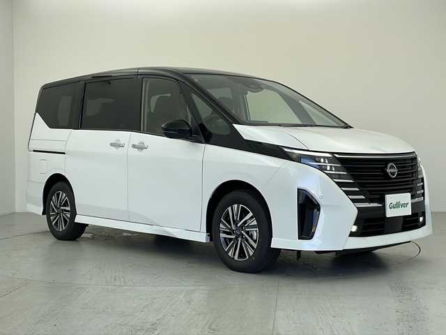日産 セレナ e－パワー ハイウェイスター V 愛知県 2025(令7)年 0.1万km未満 白Ⅱ 登録済未使用車/純正ナビ/・Bluetooth/・フルセグ/・AppleCarPlay/・androidauto/・HDMI/純正フリップダウンモニター/ドライブレコーダー/ビルトインETC2.0/置くだけ充電/アラウンドビューモニター/インテリジェントルームミラー/両側パワースライドドア/インテリジェント エマージェンシーブレーキ/車線逸脱防止支援システム/後側方衝突防止支援システム/レーダークルーズコントロール/標識検知/先行車発進お知らせ機能/横滑り防止