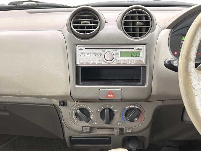 スズキ アルト Gスペシャル 道央・札幌 2006(平18)年 6.6万km シルキーシルバーメタリック /4WD//リモコンキー//純正CDオーディオ//電動格納ミラー//純正フロアマット//スペアキー１本//ETC//純正13インチホイール//