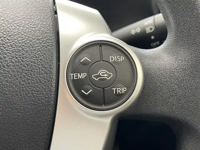 トヨタ アクア S 滋賀県 2016(平28)年 5万km スーパーレッドⅤ 純正ナビ/CD/DVD/Bluetooth/フルセグテレビ/バックカメラ/ETC/セーフティセンスC/・プリクラッシュセーフティシステム/・レーンディパーチャーアラート/・オートマチックハイビーム/・先行車発進告知機能/前方ドラレコ/オートライト/プッシュスタート /スマートキー/電格ミラー/ステアリングスイッチ