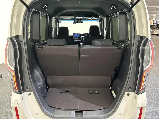 ホンダ Ｎ ＢＯＸ カスタム G L ホンダセンシング 愛媛県 2017(平29)年 5.3万km プレミアムホワイトパールⅡ ・８型ナビ/（フルセグＴＶ・ＢＴ・ＣＤ・ＤＶＤ・ＦＭ・ＡＭ・ＵＳＢ・ａｐｐｌｅｃａｒｐｌａｙ）/・バックカメラ　/・ＥＴＣ　/・前方ドラレコ　/・衝突軽減ブレーキ　/・レーンキープアシスト　/・レーダークルーズコントロール/・両側電動ドア/・USB充電/・ステアリングリモコン/・LEDヘッドライト/・スペアキー