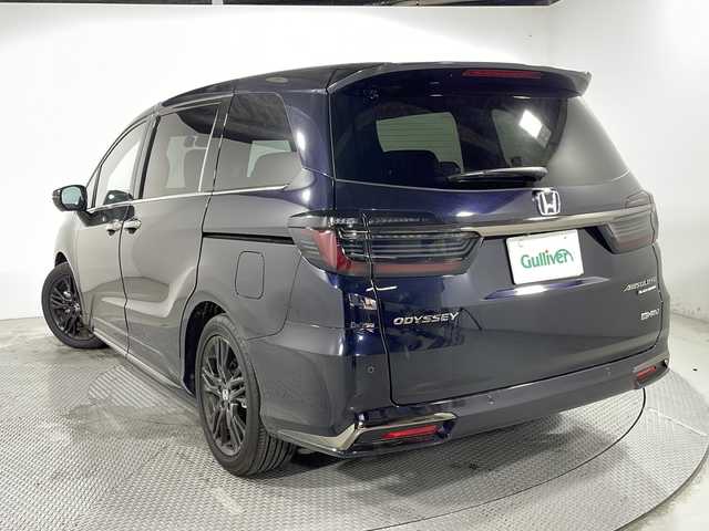 ホンダ オデッセイ ハイブリッド e:HEVアブソルート EXブラックED 広島県 2023(令5)年 0.7万km プレミアムヴィーナスブラックP 純正１１．４型ナビ/フリップダウンモニター/マルチビューカメラシステム/シートヒーター/パワーシート/ブラインドスポットモニター/電動リアゲート/両側パワースライドドア/ＥＴＣ/ドラレコ/レーダークルーズコントロール/コーナーセンサー/オートマチックハイビーム/衝突軽減/レーンキープ/レザー/純正18インチアルミホイール(225/50/R18)/エアバッグ(運転席/助手席/サイド/カーテン)