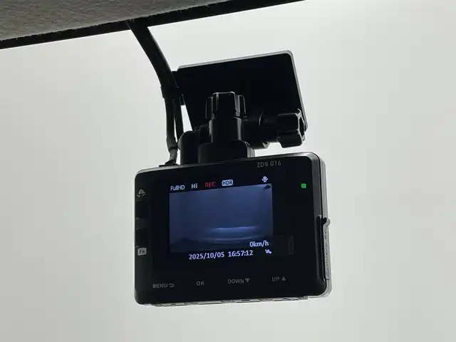 スズキ スペーシア ギア HYBRID XZターボ 埼玉県 2020(令2)年 4.6万km アクティブイエロー/ガンメタリック2トーン 社外ディスプレイオーディオ/バックカメラ/スズキセーフティサポート/デュアルカメラブレーキサポート/レーンキープアシスト/レーダークルーズコントロール/クリアランスソナー /パドルシフト/両側パワースライドドア/サーキュレーター/ドライブレコーダー/シートヒーター/LEDオートライト/ETC