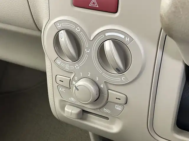 スズキ ラパン G 新潟県 2022(令4)年 0.9万km ピュアホワイトP 社外メモリナビ/(BT/FM/AM/ワンセグTV)/シートヒーター/ドライブレコーダー/ヘッドライトレベライザー/ドアバイザー/レーンキープアシスト/スペアキー/純正フロアマット