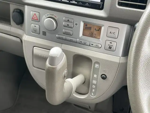 スズキ エブリィ ワゴン PZターボ スペシャル ハイルーフ 静岡県 2010(平22)年 16.1万km パールホワイト 社外ナビ（CN-HE02D）/地デジ /Bカメラ /両側パワスラ　/オートステップ　/ETC /純正１４インチAW /電動格納ドアミラー　/リモコンキー  /スペアキー  /保証書　/取説