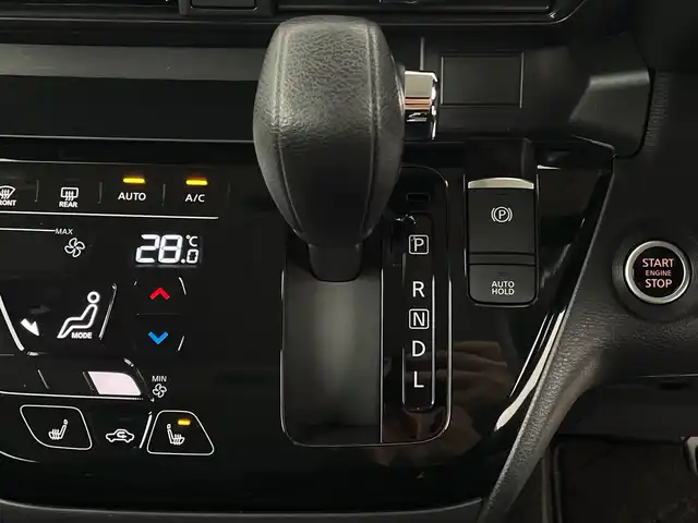 日産 ルークス HWS Gターボ プロパイロットED 新潟県 2023(令5)年 0.3万km ホワイトパール 4WD/エマージェンシーブレーキ/デジタルインナーミラー/純正9インチナビ/フルセグTV/Bluetooth/アラウンドビューモニター/両側パワースライドドア/フットオープナー/プロパイロット/LEDオートライト/フォグランプ/革シート/シートヒーター/純正15インチアルミホイール/ステアリングリモコン/ステアリングヒーター/ステアリングリモコン/電格ミラー/ウィンカーミラー/スマートキー