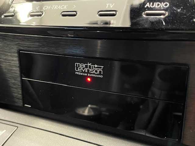 レクサス ＩＳ 500 Fスポーツパフォーマンス 宮城県 2024(令6)年 1.1万km グレーⅡ レクサスセーフティーセンス/・プリクラッシュセーフティー/・レーントレーシングアシスト/・アダプティブクルーズコントロール/・オートマチックハイビーム/・ドライバー異常時対応システム/・ロードサインアシスト/純正ナビ/・フルセグTV/BT/CD/DVD/・全周囲カメラ/・ETC/・ドライブレコーダー/マークレビンソンサウンド/電子パーキング/・オートホールド/革巻きステアリング/・ステアリングリモコン/・パドルシフト/・ステアリングヒーター/ハーフレザーシート/・パワーシート(運転席/助手席)/・メモリシート(運転席)/・シートヒーター(運転席/助手席)/・エアシート(運転席/助手席)/プッシュスタート/・スマートキー/LEDヘッドライト/・オートライト/LEDヘッドライト/電動格納ミラー/純正フロアマット