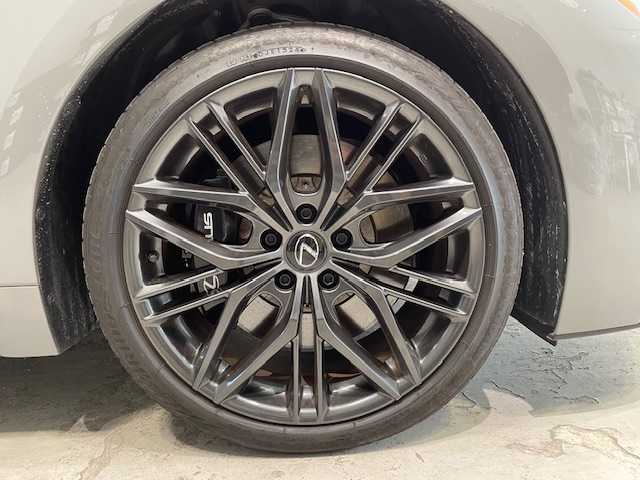 レクサス ＩＳ 500 Fスポーツパフォーマンス 宮城県 2024(令6)年 1.1万km グレーⅡ レクサスセーフティーセンス/・プリクラッシュセーフティー/・レーントレーシングアシスト/・アダプティブクルーズコントロール/・オートマチックハイビーム/・ドライバー異常時対応システム/・ロードサインアシスト/純正ナビ/・フルセグTV/BT/CD/DVD/・全周囲カメラ/・ETC/・ドライブレコーダー/マークレビンソンサウンド/電子パーキング/・オートホールド/革巻きステアリング/・ステアリングリモコン/・パドルシフト/・ステアリングヒーター/ハーフレザーシート/・パワーシート(運転席/助手席)/・メモリシート(運転席)/・シートヒーター(運転席/助手席)/・エアシート(運転席/助手席)/プッシュスタート/・スマートキー/LEDヘッドライト/・オートライト/LEDヘッドライト/電動格納ミラー/純正フロアマット