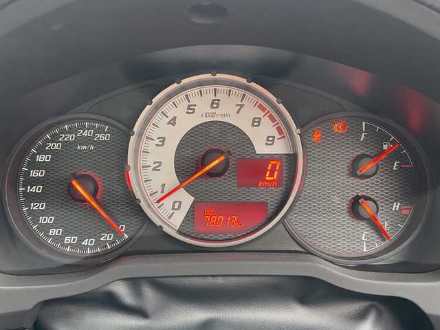 トヨタ ８６ GT リミテッド 埼玉県 2015(平27)年 7.8万km レッド ６速ＭＴ/ハーフレザーシート/前席シートヒーター/ディーラー７インチメモリナビ＆フルセグＴＶ/　（ＤＶＤ＆ＣＤ＆ＢＴ）/バックカメラ/ＥＴＣ（２．０）/クルーズコントロール/革巻きステアリング/リアスポイラー/純正１７inアルミホイール/ＨＩＤライト/電動格納ミラー/スマートキー/プッシュスタート/盗難防止装置/Ｗ＆サイド＋カーテンエアバッグ/横滑り防止装置/ＡＢＳ/ドアバイザー/フロアマット/新車保証書/取扱説明書/スマートスペアキー有