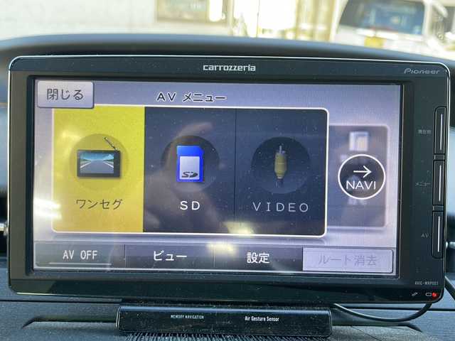 トヨタ プリウス S 兵庫県 2011(平23)年 5.5万km アイスバーグシルバーマイカメタリック ワンオーナー/社外ポータブルナビ・ワンセグ/社外オーディオ・CD・FM・AM/ETC/リアコーナーセンサー/プッシュスタート/スマートキー×2/純正フロアマット