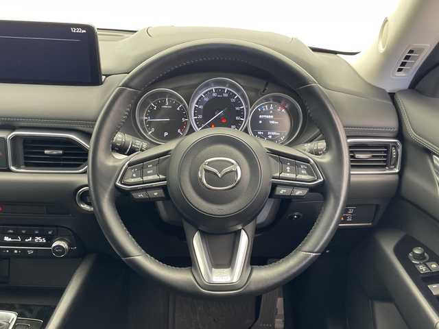 マツダ ＣＸ－５ XD スマートエディション 千葉県 2021(令3)年 3.2万km ジェットブラックマイカ 純正ナビ/　CD/DVD/Bluetooth/フルセグTV/　Apple car play/Android Auto/レーダークルーズコントロール/レーンキープアシスト/衝突軽減ブレーキ/クリアランスソナー/アラウンドビューモニター/ヘッドアップディスプレイ/ブラインドスポットモニター/標識認識機能/電動パーキング/オートホールド/オートハイビーム/パワーシート/メモリーシート（運転席）/前席シートヒーター/ステアリングヒーター/ETC/LEDライト/フロアマット/ドアバイザー