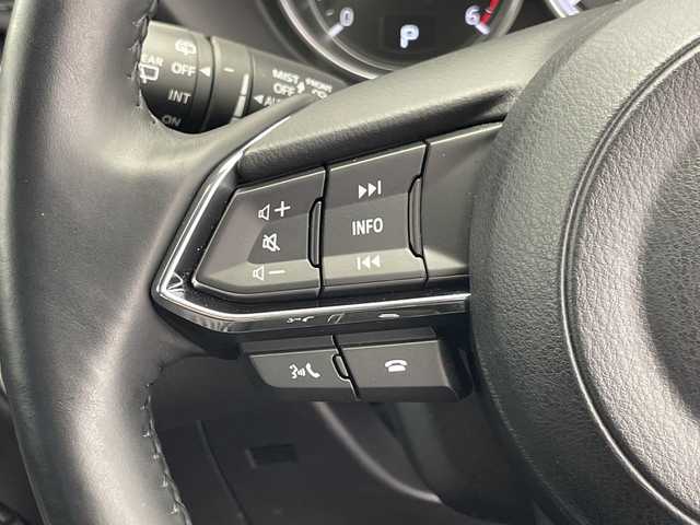 マツダ ＣＸ－５ XD スマートエディション 千葉県 2021(令3)年 3.2万km ジェットブラックマイカ 純正ナビ/　CD/DVD/Bluetooth/フルセグTV/　Apple car play/Android Auto/レーダークルーズコントロール/レーンキープアシスト/衝突軽減ブレーキ/クリアランスソナー/アラウンドビューモニター/ヘッドアップディスプレイ/ブラインドスポットモニター/標識認識機能/電動パーキング/オートホールド/オートハイビーム/パワーシート/メモリーシート（運転席）/前席シートヒーター/ステアリングヒーター/ETC/LEDライト/フロアマット/ドアバイザー