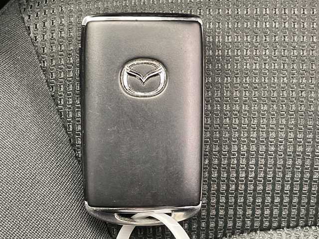 マツダ ＣＸ－５ XD スマートエディション 千葉県 2021(令3)年 3.2万km ジェットブラックマイカ 純正ナビ/　CD/DVD/Bluetooth/フルセグTV/　Apple car play/Android Auto/レーダークルーズコントロール/レーンキープアシスト/衝突軽減ブレーキ/クリアランスソナー/アラウンドビューモニター/ヘッドアップディスプレイ/ブラインドスポットモニター/標識認識機能/電動パーキング/オートホールド/オートハイビーム/パワーシート/メモリーシート（運転席）/前席シートヒーター/ステアリングヒーター/ETC/LEDライト/フロアマット/ドアバイザー