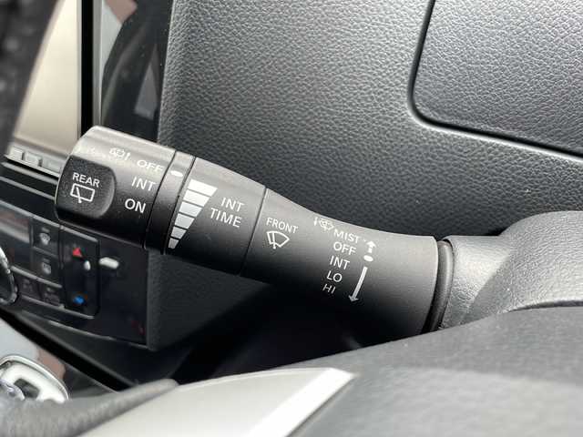 日産 セレナ ハイウェイスター 道東・釧路十勝 2011(平23)年 9.5万km スーパーブラック ４WD/ALPINE HDDナビVIE-X08S/　(CD/DVD/SD/HDD/USB/Bluetooth)/フルセグTV/バックカメラ/クルーズコントロール/ビルトインETC/両側パワースライドドア/プッシュスタート/スマートキー/オートライト/ウォークスルー/革巻きステアリング
