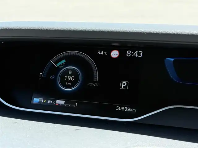 日産 セレナ e－パワー ハイウェイスター V 佐賀県 2020(令2)年 5.1万km ダイヤモンドブラック プロパイロット/ALPINE製11型ナビゲーション「EX11NX」/・AM/FM/BT/CD/DVD/フルセグ/アラウンドビューモニター/ALPINE製フリップダウンモニター/前後ドライブレコーダー/両側パワースライドドア/スマートキー/LEDヘッドライト/・オートマチックハイビーム/ETC/純正フロアマット/純正ドアバイザー/新車保証書/取扱説明書/スペアキー1本あり/インテリジェントセーフティー/・インテリジェント エマージェンシーブレーキ/・インテリジェント LI（車線逸脱防止支援システム）/・LDW（車線逸脱警報）/・インテリジェント クルーズコントロール（追従式）/・RCTA（後退時車両検知警報）/・ふらつき警報/・踏み間違い衝突防止アシスト（前後対応）/・SRSエアバッグ（運転席・助手席＋サイド＋カーテン）/・VDC（車両姿勢制御）＋TCS（トラクションコントロール）/・ヒルスタートアシスト