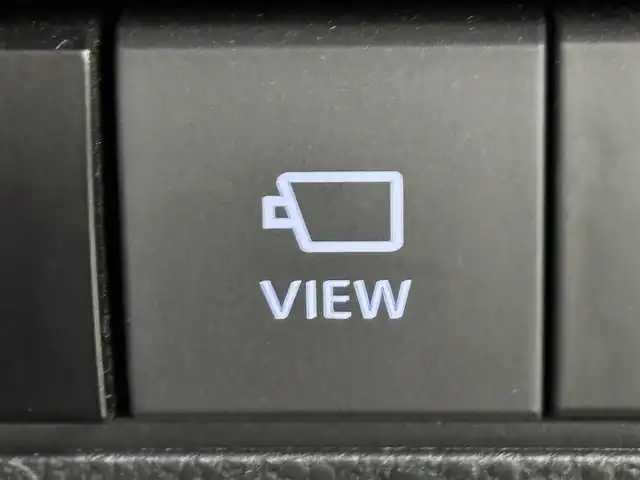 トヨタ カローラ クロス ハイブリッド Z 福岡県 2022(令4)年 5.2万km プラチナホワイトパールマイカ モデリスタエアロ　/純正９型ＤＡナビ／フルセグＴＶ　/全方位カメラ　/ビルトインＥＴＣ２．０　/前後ドラレコ　/トヨタセーフティセンス　/レーダークルーズコントロール　/コーナーセンサー　/衝突軽減ブレーキ　/レーンキープ　/アクセル踏み間違い防止　/ＢＳＭ　/シートヒーター　/パワーバックドア　/純正１８インチＡＷ