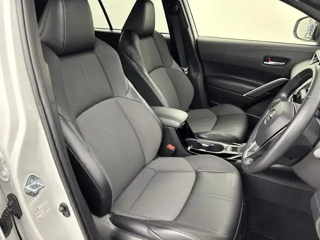 トヨタ カローラ クロス ハイブリッド Z 福岡県 2022(令4)年 5.2万km プラチナホワイトパールマイカ モデリスタエアロ　/純正９型ＤＡナビ／フルセグＴＶ　/全方位カメラ　/ビルトインＥＴＣ２．０　/前後ドラレコ　/トヨタセーフティセンス　/レーダークルーズコントロール　/コーナーセンサー　/衝突軽減ブレーキ　/レーンキープ　/アクセル踏み間違い防止　/ＢＳＭ　/シートヒーター　/パワーバックドア　/純正１８インチＡＷ