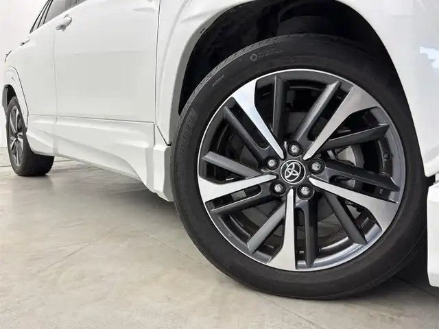 トヨタ カローラ クロス ハイブリッド Z 福岡県 2022(令4)年 5.2万km プラチナホワイトパールマイカ モデリスタエアロ　/純正９型ＤＡナビ／フルセグＴＶ　/全方位カメラ　/ビルトインＥＴＣ２．０　/前後ドラレコ　/トヨタセーフティセンス　/レーダークルーズコントロール　/コーナーセンサー　/衝突軽減ブレーキ　/レーンキープ　/アクセル踏み間違い防止　/ＢＳＭ　/シートヒーター　/パワーバックドア　/純正１８インチＡＷ