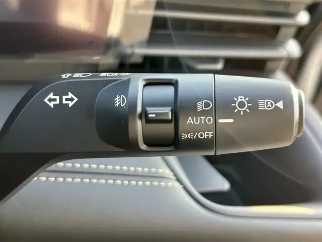 日産 セレナ e－パワー ハイウェイスター V 和歌山県 2025(令7)年 0.1万km未満 白Ⅱ 未使用車/純正コネクトナビ/フルセグTV/（BT/HDMI）/全方位/衝突被害軽減ブレーキ/プロパイロット/レーンディパーチャーアラート/踏み間違い防止/前後コーナーセンサー/オートライト/ビルトインETC2.0/前方ドライブレコーダー/両側パワースライド/デジタルインナーミラー/LEDヘッドライト/フォグランプ/プッシュスタート/純正16インチアルミ