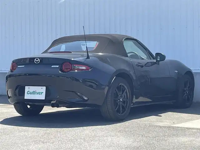 マツダ ロードスター S スペシャルパッケージ 愛媛県 2018(平30)年 3.7万km ジェットブラックマイカ 純正ナビ（Bluetooth/CD/DVD/フルセグTV)/ETC/シートヒーター/USB入力端子/クルーズコントロール/衝突被害軽減ブレーキ/ブラインドスポットモニター/アクセサリーランプ/ソフトトップ/純正16インチアルミホイール/フロアマット/ABS/道路標識認識機能/パーキングセンサー/横滑り防止装置/レーンキープアシスト/プッシュスタート/スマートキ