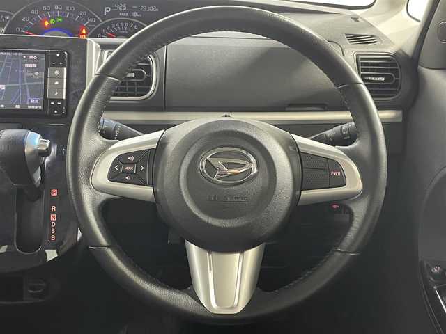 ダイハツ タント カスタム RS トップED SA Ⅲ 大阪府 2018(平30)年 2.4万km ブラックマイカメタリック 純正ナビ（フルセグ／ＣＤ再生／Ｂｌｕｅｔｏｏｔｈ）　３６０カメラ　両側パワースライドドア　スマートアシスト　ハーフレザー　シートヒーター　スマートキー　ＬＥＤオートライト