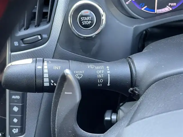 日産 スカイライン ハイブリッド 350GT Type SP 埼玉県 2014(平26)年 13.8万km クリスタルホワイトパール (株)IDOMが運営する【じしゃロン川越店】の自社ローン専用車両になります。こちらは現金またはオートローンご利用時の価格です。自社ローンご希望の方は別途その旨お申付け下さい/純正ナビ/フルセグ/Bluetooth/CD/DVD/AM/FM/アラウンドビューモニター/衝突軽減ブレーキ/レーンキープアシスト/レザーシート/左右パワーシート＆シートヒーター/シートメモリー/パドルシフト/コーナーセンサー/LEDヘッドライト/フォグ/レーダークルーズコントロール/ウインカーミラー/ステアリングリモコン/ドアバイザー/社外フロアマット/ハンドルカバー/車両取扱説明書