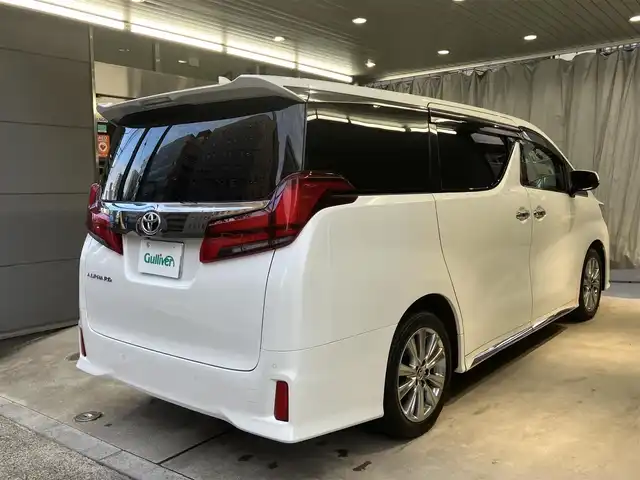 トヨタ アルファード S タイプゴールド 東京都 2020(令2)年 1.6万km ホワイトパールクリスタルシャイン ワンオーナー /セーフティセンス/・プリクラッシュセーフティ/・ロードサインアシスト/・レーダークルーズコントロール/・レーントレーシングアシスト/・アダプティブハイビームシステム/純正ナビゲーション/地上デジタルテレビ/純正フリップダウンモニター/Bカメラ/ETC/ドライブレコーダー/両側パワースライドドア/パワーバックドア/3眼LEDヘッドライト・コーナリング/シーケンシャルランプ/ウルトラスエードコンビシート/ハイグレードコンソールボックス/純正フロアマット/純正アルミホイール18インチ/スマートキー/メーカー保証書/取扱説明書