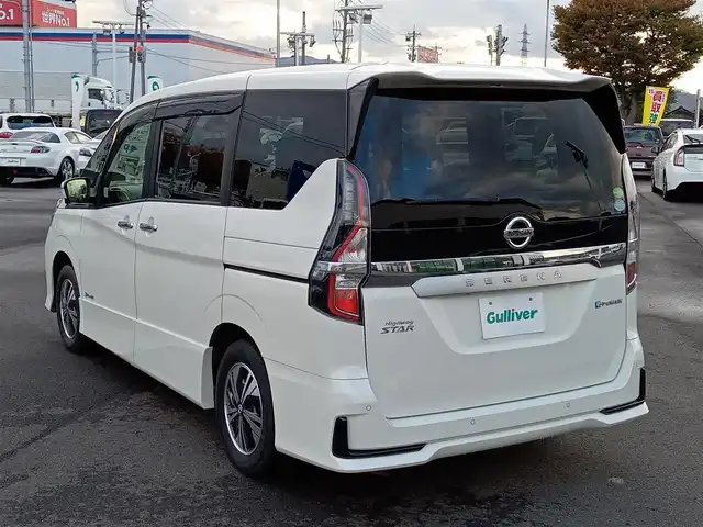 日産 セレナ e－パワー ハイウェイスター V 福井県 2020(令2)年 7.3万km ブリリアントホワイトパール 純正SDナビ/AM/FM/フルセグ/BT/USB/AUX/iPod/アラウンドビューモニター/両側パワースライドドア/後席フリップダウンモニター/エマージェンシーブレーキ/プロパイロット/インテリジェントパーキングアシスト/前後コーナーセンサー/クルーズコントロール/ETC/前方ドライブレコーダー/純正フロアマット/ダブル＋サイドエアバッグ/カーテンエアバッグ/LEDヘッドライト/スマートキー