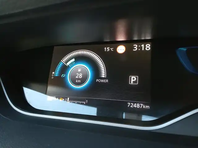 日産 セレナ e－パワー ハイウェイスター V 福井県 2020(令2)年 7.3万km ブリリアントホワイトパール 純正SDナビ/AM/FM/フルセグ/BT/USB/AUX/iPod/アラウンドビューモニター/両側パワースライドドア/後席フリップダウンモニター/エマージェンシーブレーキ/プロパイロット/インテリジェントパーキングアシスト/前後コーナーセンサー/クルーズコントロール/ETC/前方ドライブレコーダー/純正フロアマット/ダブル＋サイドエアバッグ/カーテンエアバッグ/LEDヘッドライト/スマートキー