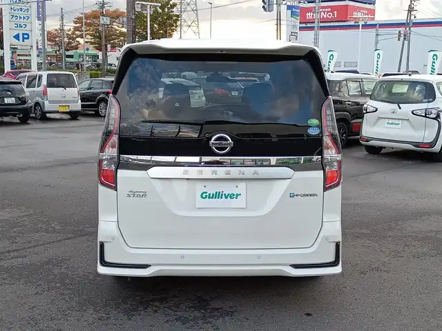 日産 セレナ e－パワー ハイウェイスター V 福井県 2020(令2)年 7.3万km ブリリアントホワイトパール 純正SDナビ/AM/FM/フルセグ/BT/USB/AUX/iPod/アラウンドビューモニター/両側パワースライドドア/後席フリップダウンモニター/エマージェンシーブレーキ/プロパイロット/インテリジェントパーキングアシスト/前後コーナーセンサー/クルーズコントロール/ETC/前方ドライブレコーダー/純正フロアマット/ダブル＋サイドエアバッグ/カーテンエアバッグ/LEDヘッドライト/スマートキー